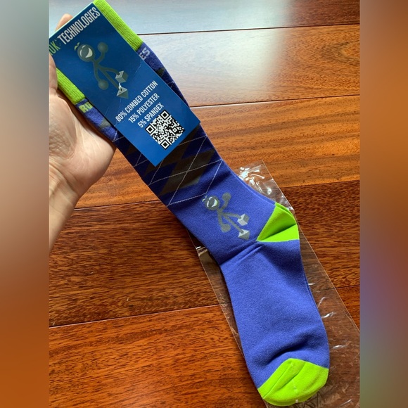 NEW Unisex Calf/Over the Calf Robot Cotton Socks, Green, Blue, and Grey Colors - Picture 1 of 6